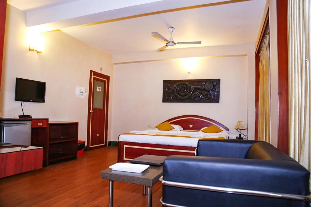 Fabhotel Shivangan Kolkata Airport - Fully Vaccinated Staff Calcutá Exterior foto
