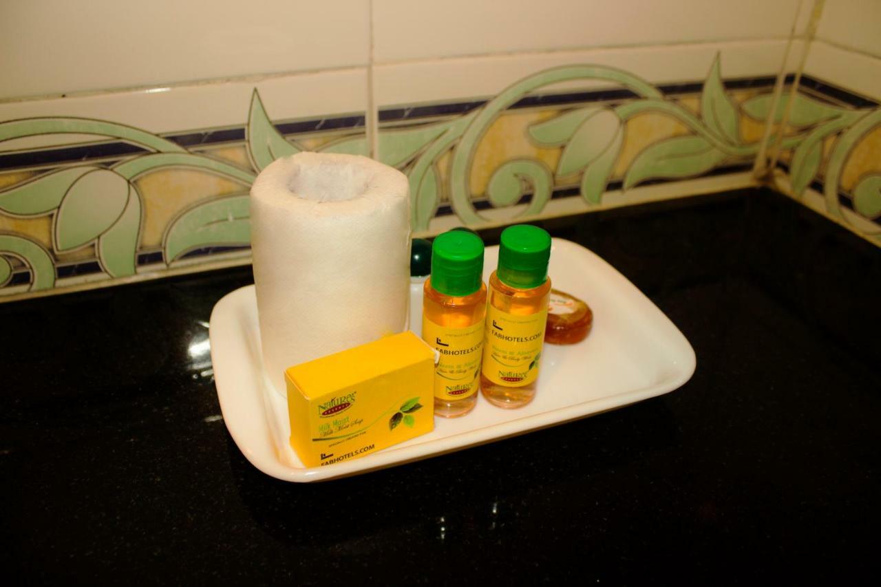Fabhotel Shivangan Kolkata Airport - Fully Vaccinated Staff Calcutá Exterior foto
