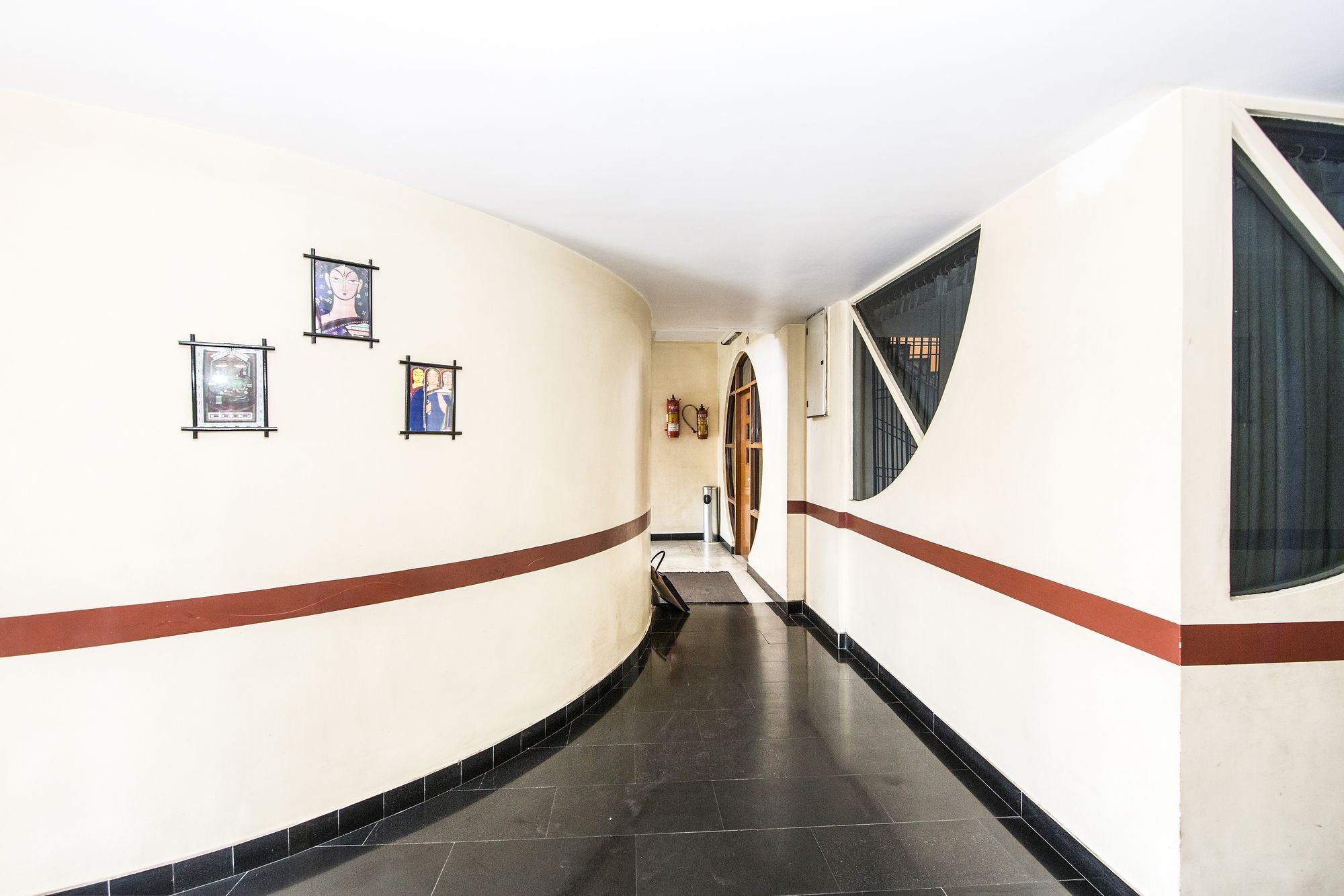 Fabhotel Shivangan Kolkata Airport - Fully Vaccinated Staff Calcutá Exterior foto